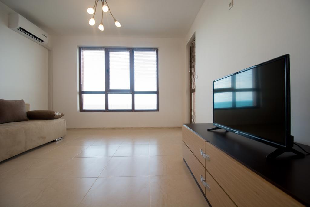 Sunrise Apartment